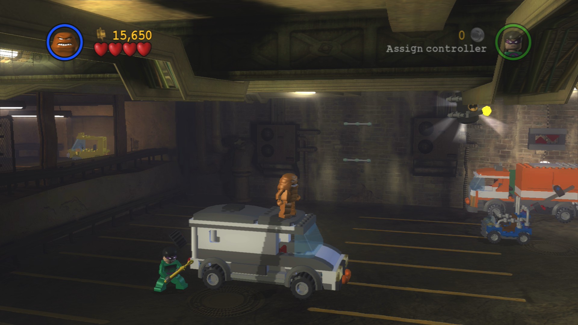 LEGO Batman Walkthrough - Mission 4: A Poisonous Appointment