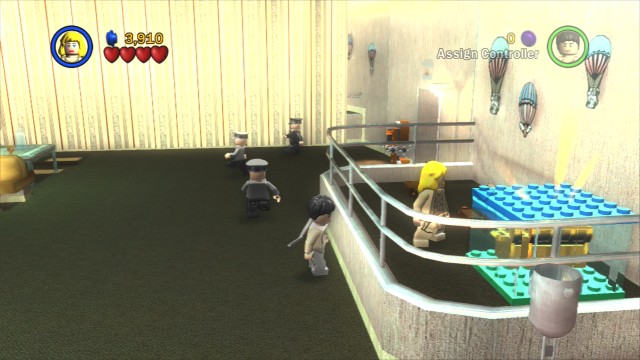 Lego indiana jones classroom outlet